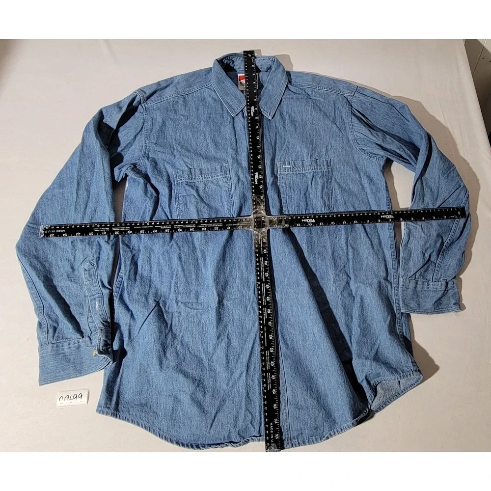 Vintage Marlboro Adventure Team Blue Denim Button Down Shirt Mens XL Made in USA
